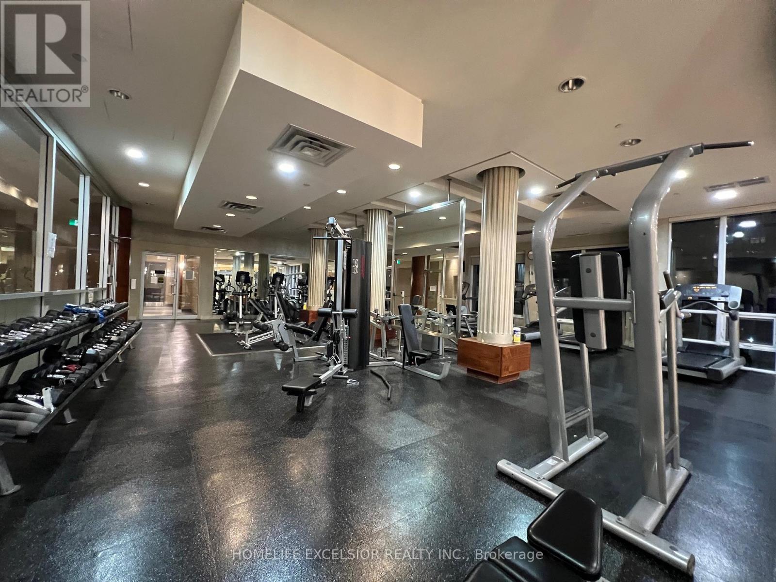 2011 - 761 Bay Street, Toronto, Ontario  M5G 2R2 - Photo 10 - C12526440