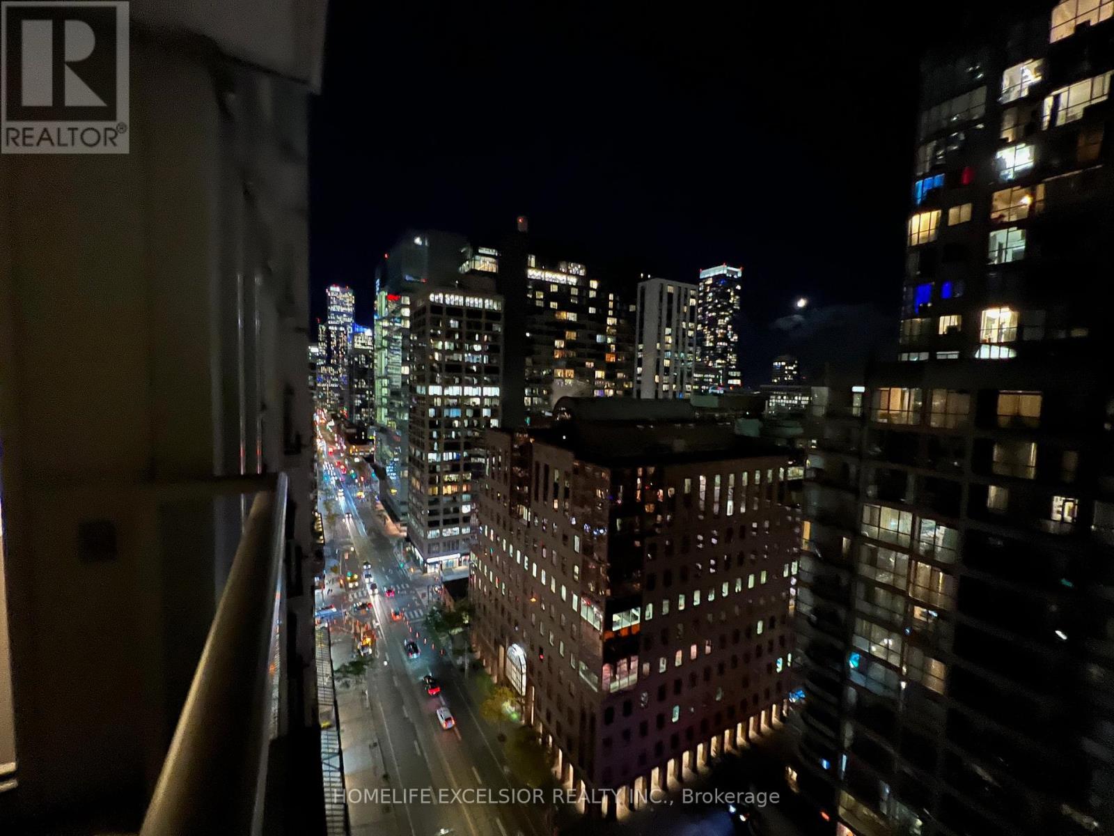 2011 - 761 Bay Street, Toronto, Ontario  M5G 2R2 - Photo 13 - C12526440