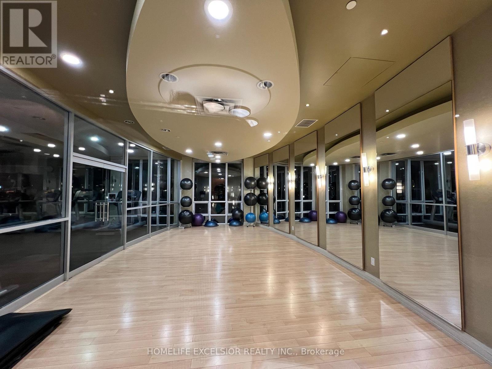 2011 - 761 Bay Street, Toronto, Ontario  M5G 2R2 - Photo 7 - C12526440