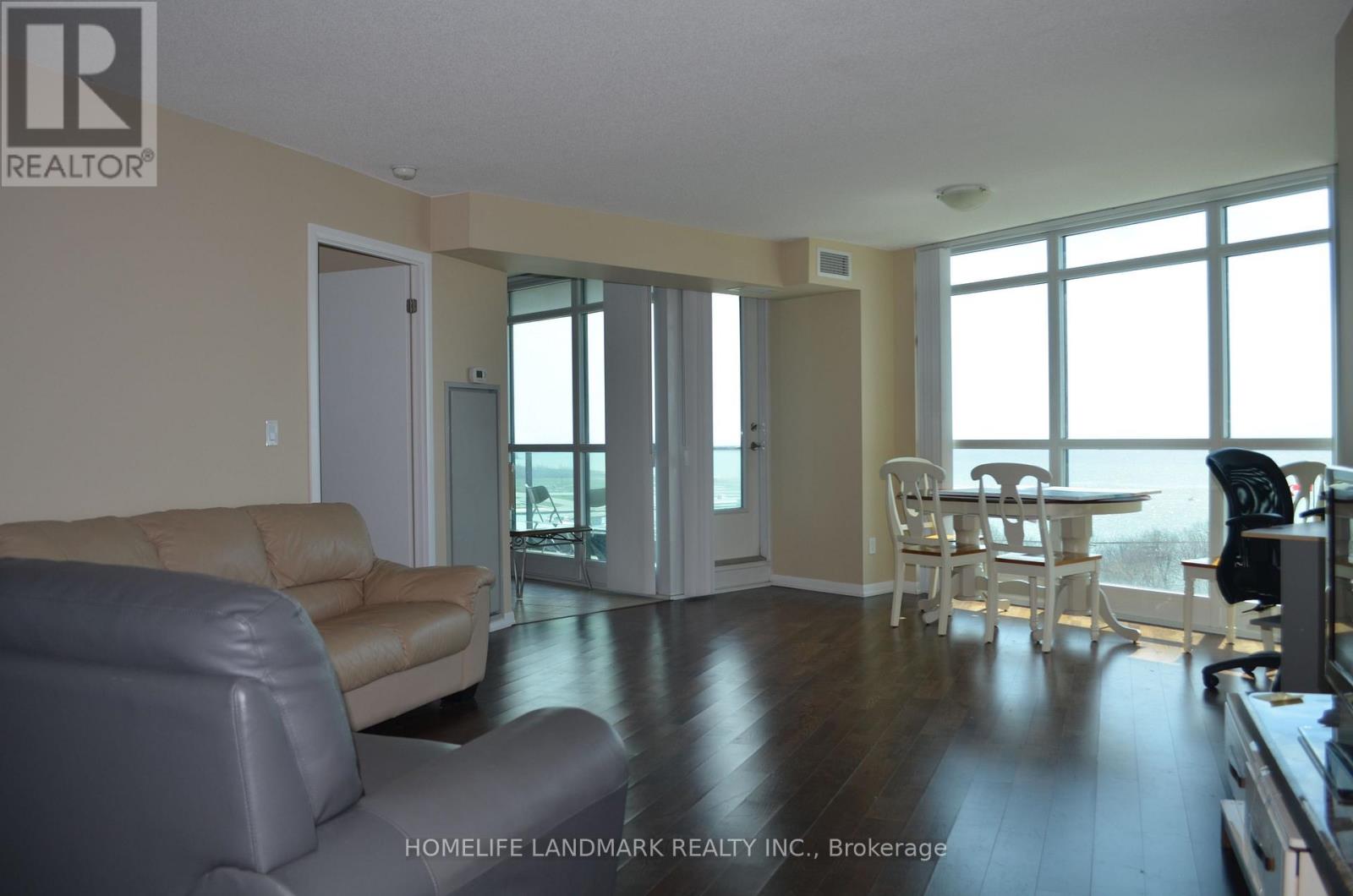 1704 - 215 Fort York Boulevard, Toronto, Ontario  M5V 4A2 - Photo 8 - C12526446