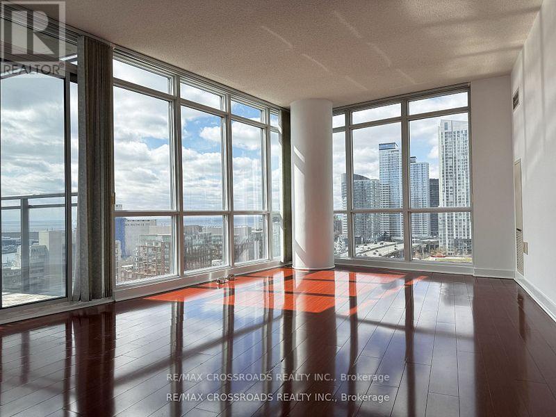 1815 - 11 Brunel Court, Toronto, Ontario  M5V 3Y3 - Photo 2 - C12526464