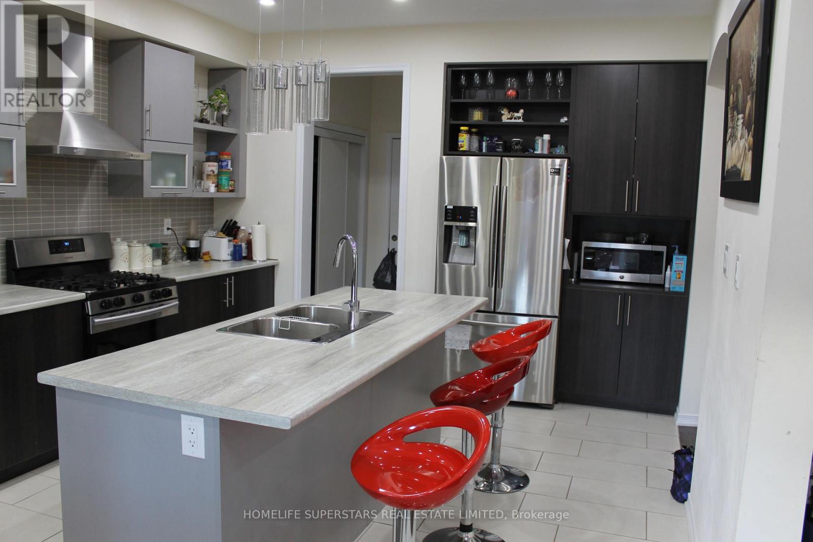 21 Iguana Trail, Brampton, Ontario  L7A 4N2 - Photo 12 - W12526468