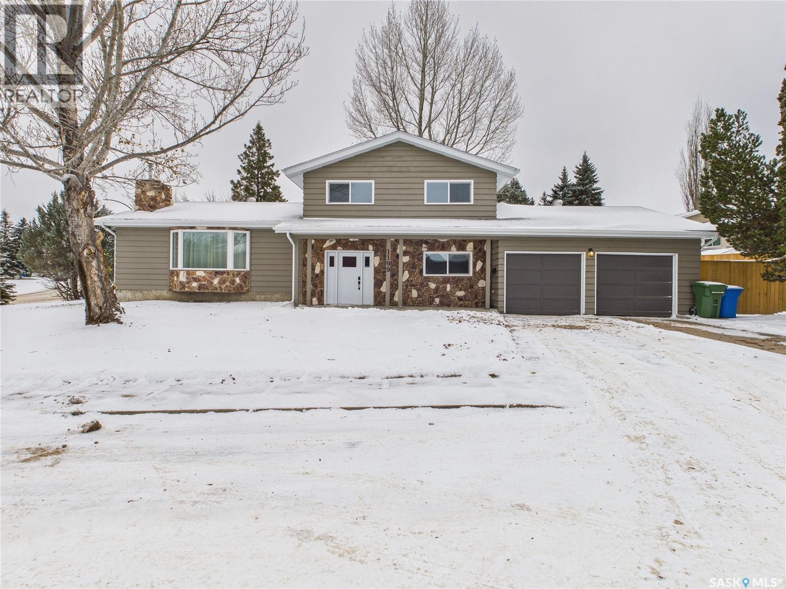 1199 Wyllie Street, Prince Albert, Saskatchewan  S6V 6S3 - Photo 2 - SK023678