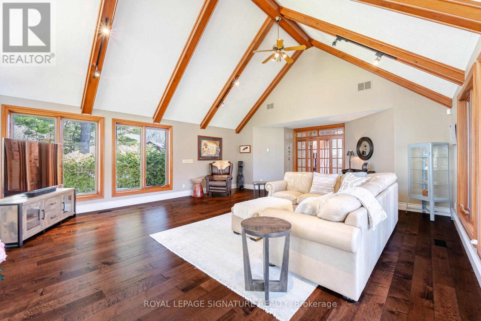 587 Hillcrest Road, Norfolk, Ontario  N3Y 4K1 - Photo 19 - X12526462