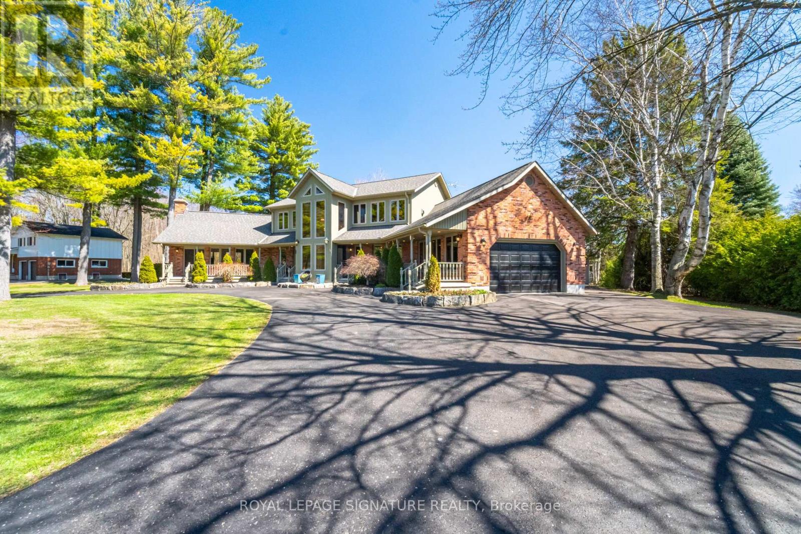 587 Hillcrest Road, Norfolk, Ontario  N3Y 4K1 - Photo 3 - X12526462