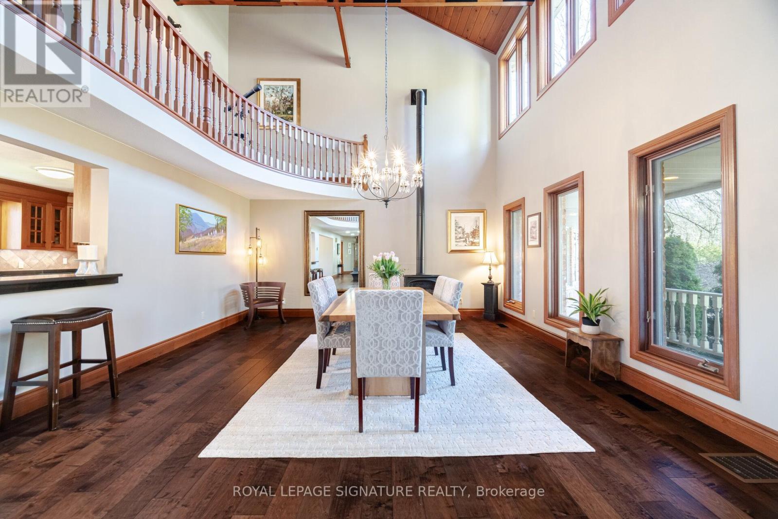 587 Hillcrest Road, Norfolk, Ontario  N3Y 4K1 - Photo 9 - X12526462