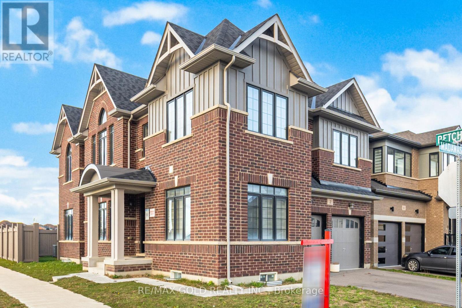 2 MADAWASKA ROAD, Caledon, Ontario