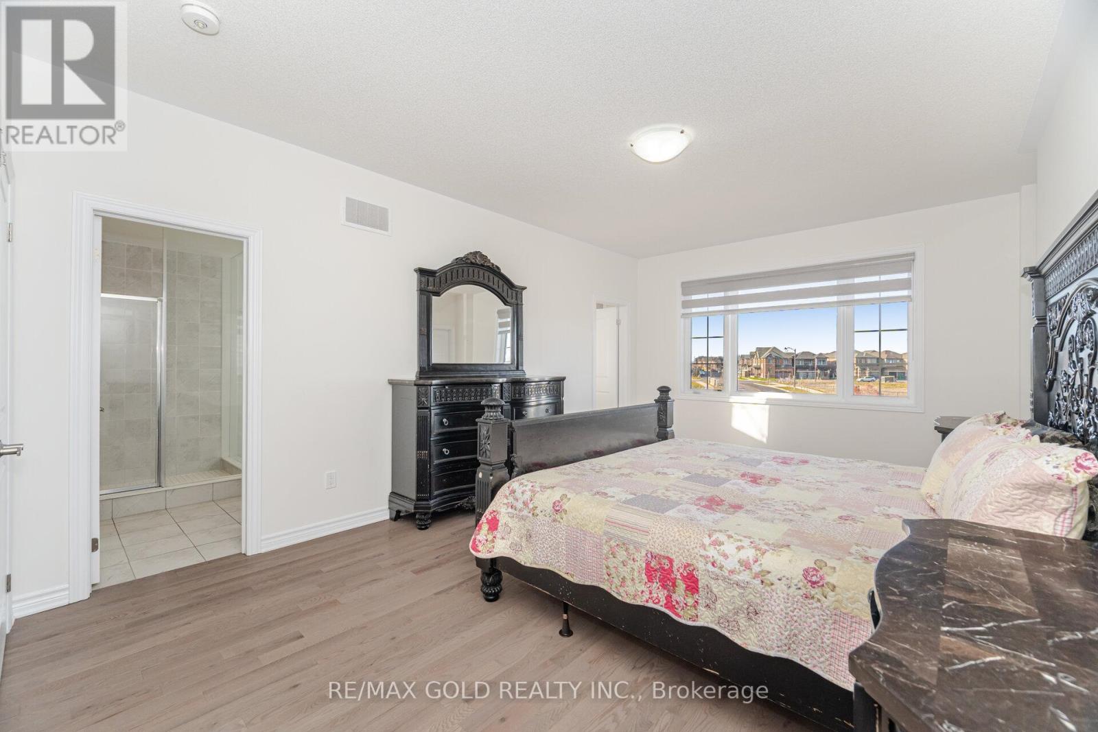 2 Madawaska Road, Caledon, Ontario  L7C 4J8 - Photo 29 - W12522608