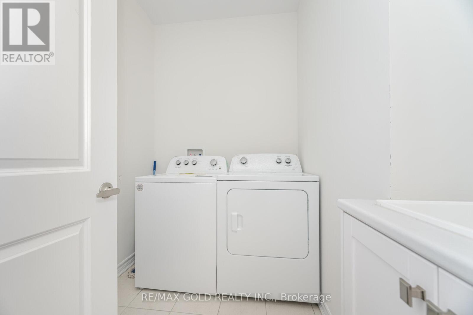 2 Madawaska Road, Caledon, Ontario  L7C 4J8 - Photo 44 - W12522608