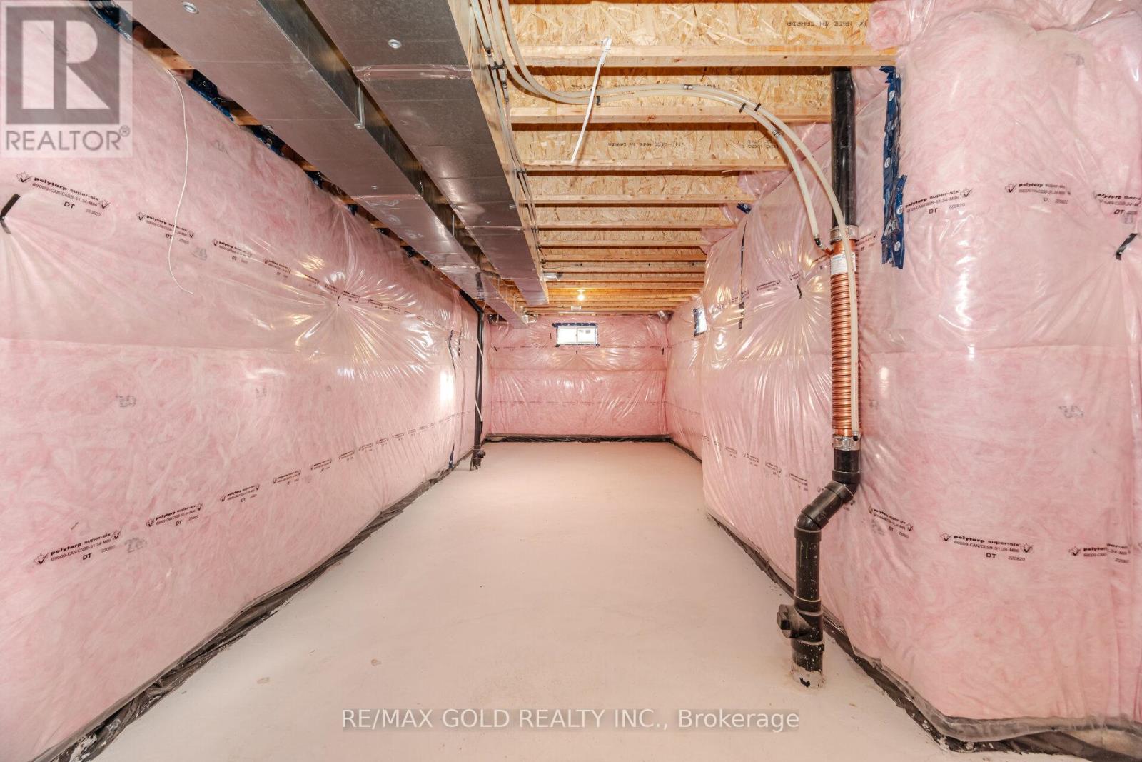 2 Madawaska Road, Caledon, Ontario  L7C 4J8 - Photo 46 - W12522608