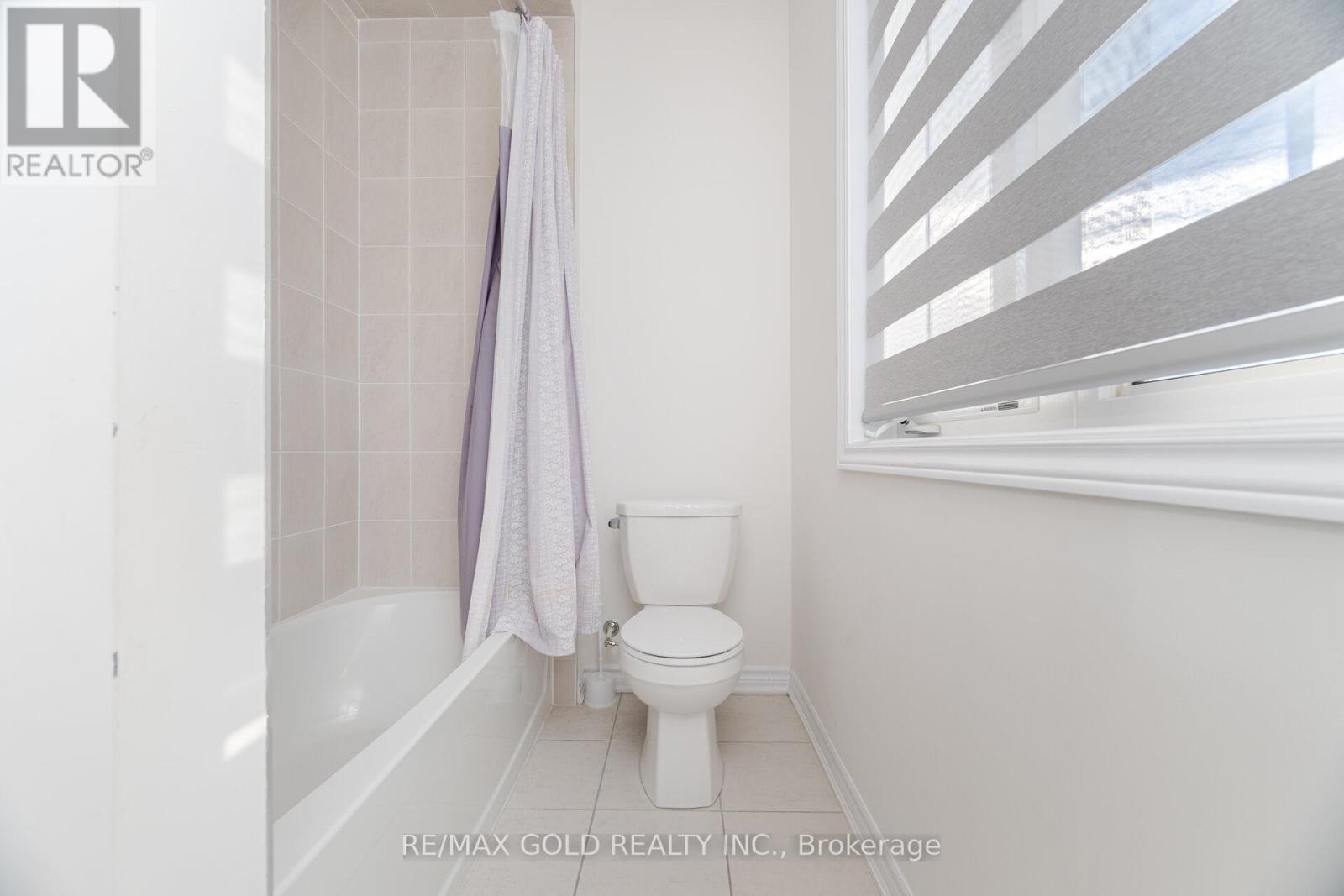 2 Madawaska Road, Caledon, Ontario  L7C 4J8 - Photo 39 - W12522608