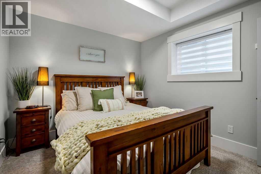 68 White Oak Crescent Sw, Calgary, Alberta  T3C 3J8 - Photo 40 - A2264420