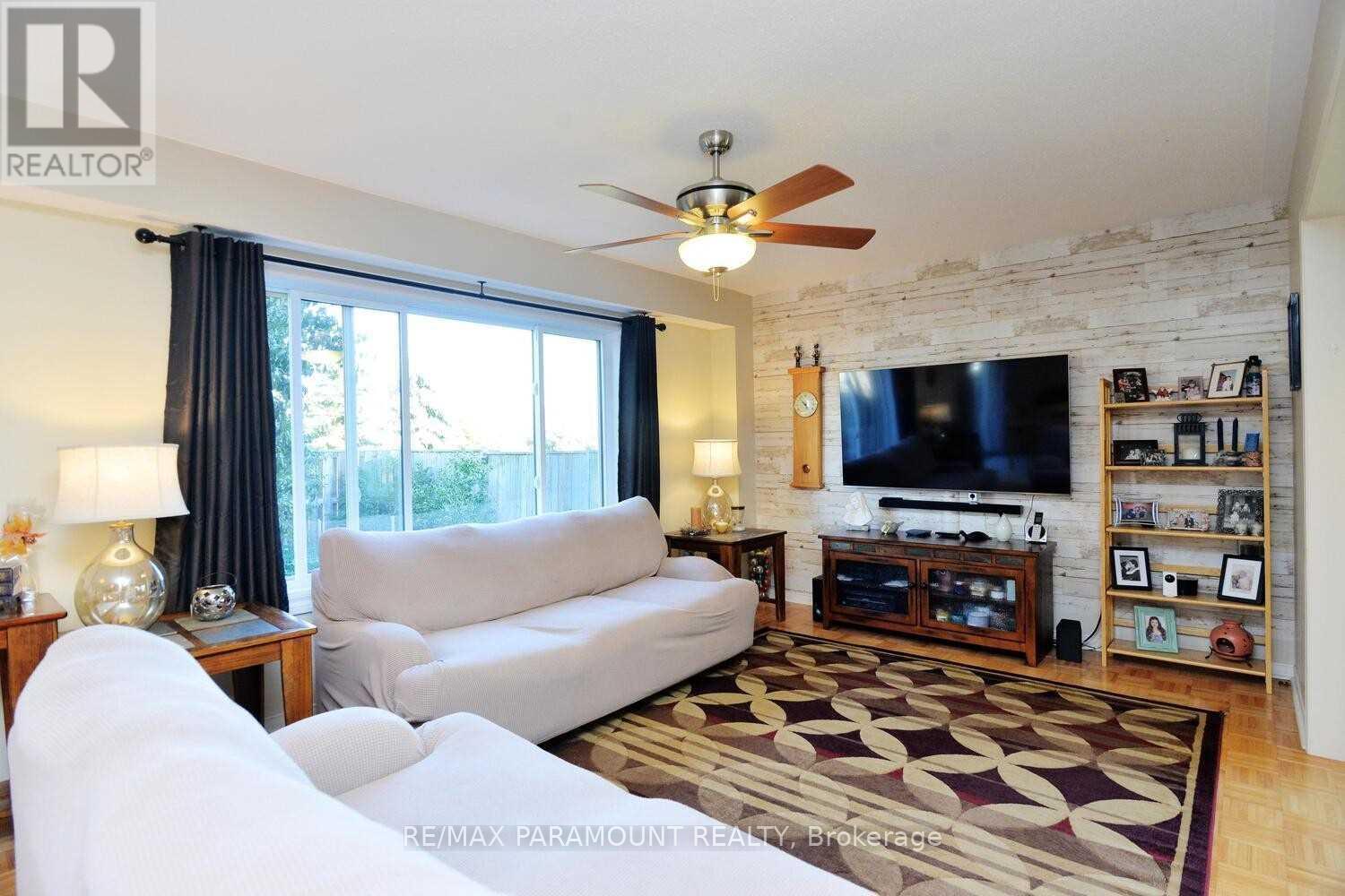 Upper - 321 Edenbrook Hill Drive, Brampton, Ontario  L7A 2L5 - Photo 11 - W12511762