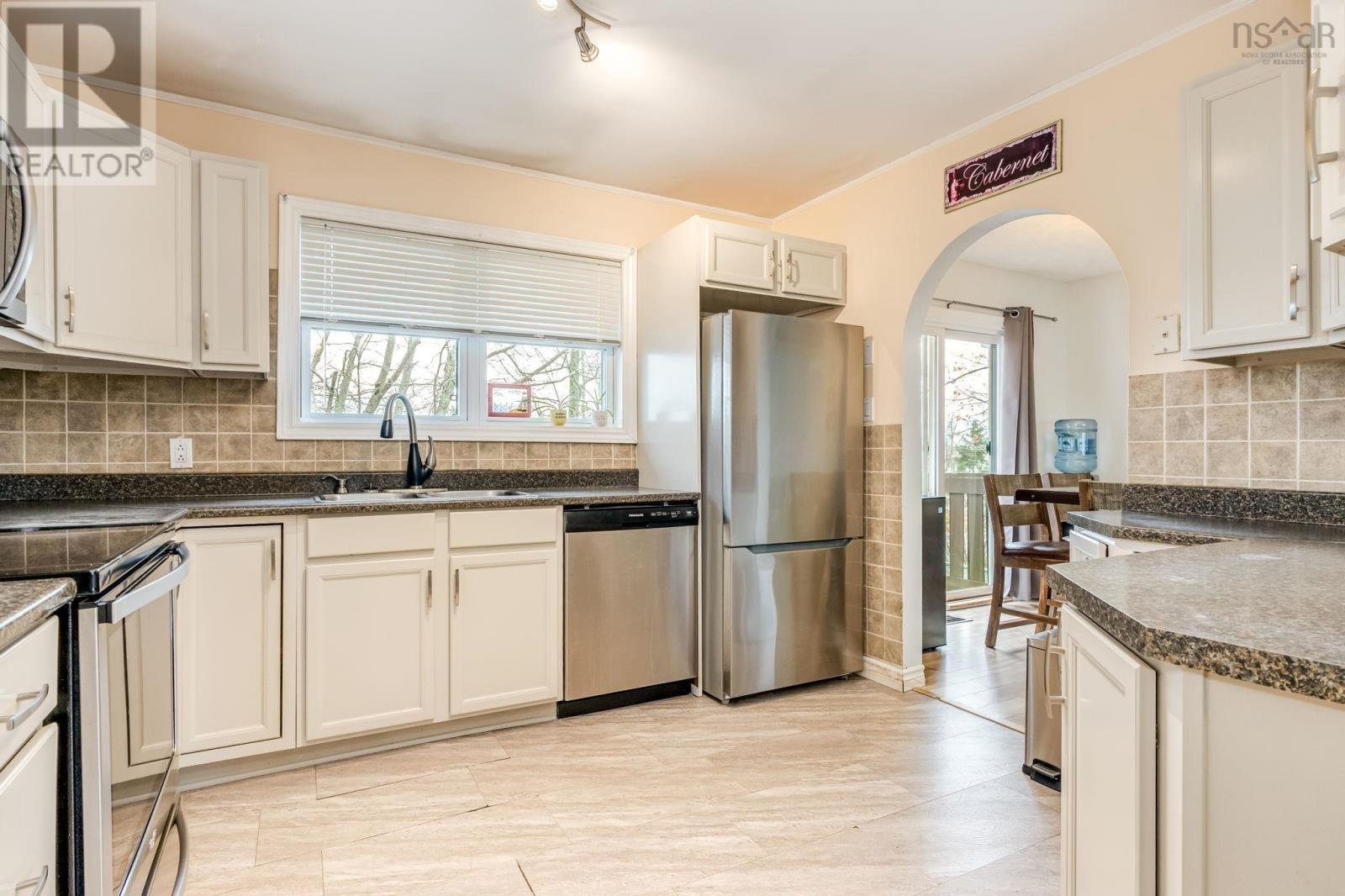 21 Wamphray Crescent, Dartmouth, Nova Scotia  B2W 5B4 - Photo 10 - 202527384