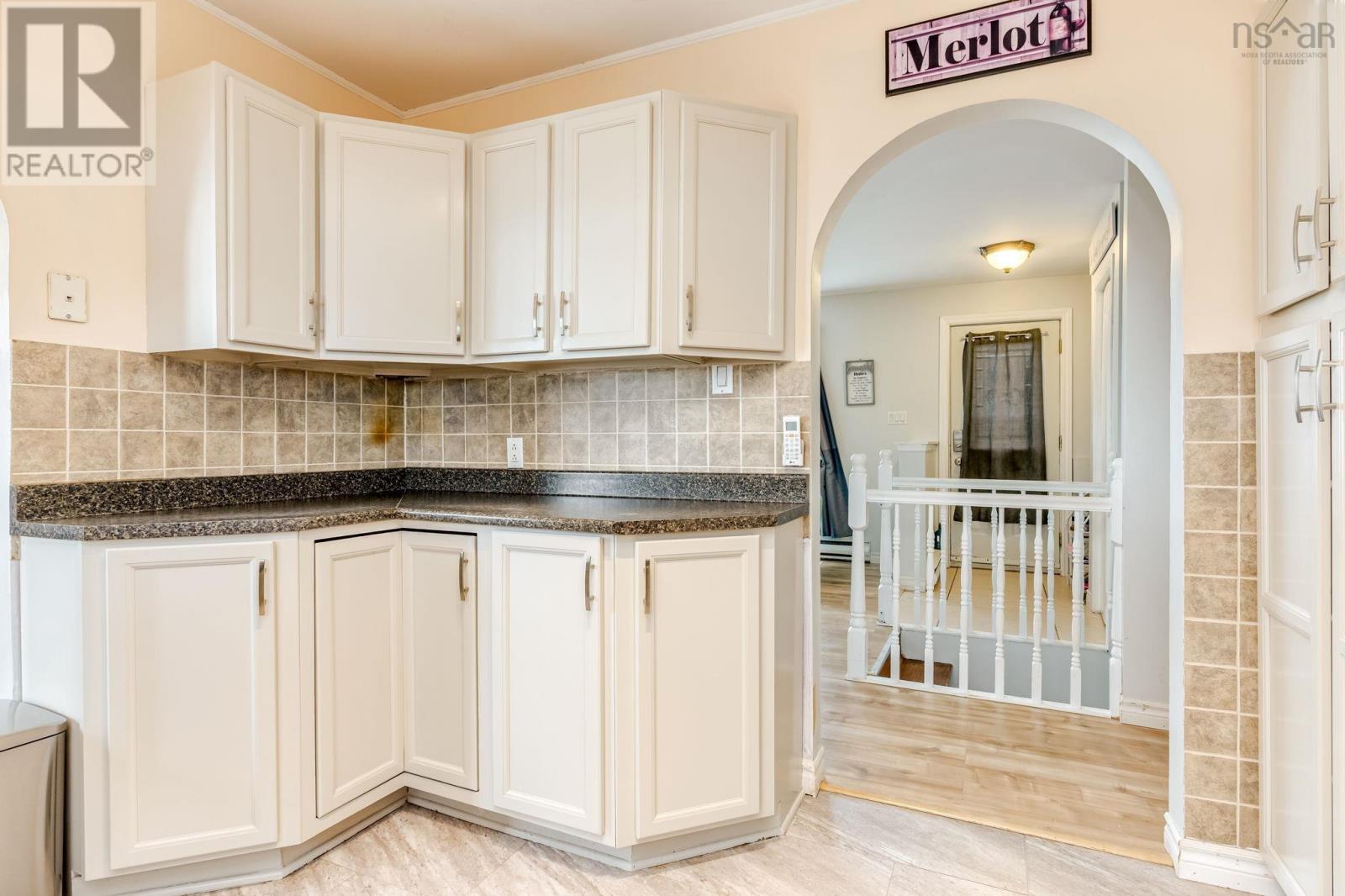 21 Wamphray Crescent, Dartmouth, Nova Scotia  B2W 5B4 - Photo 11 - 202527384