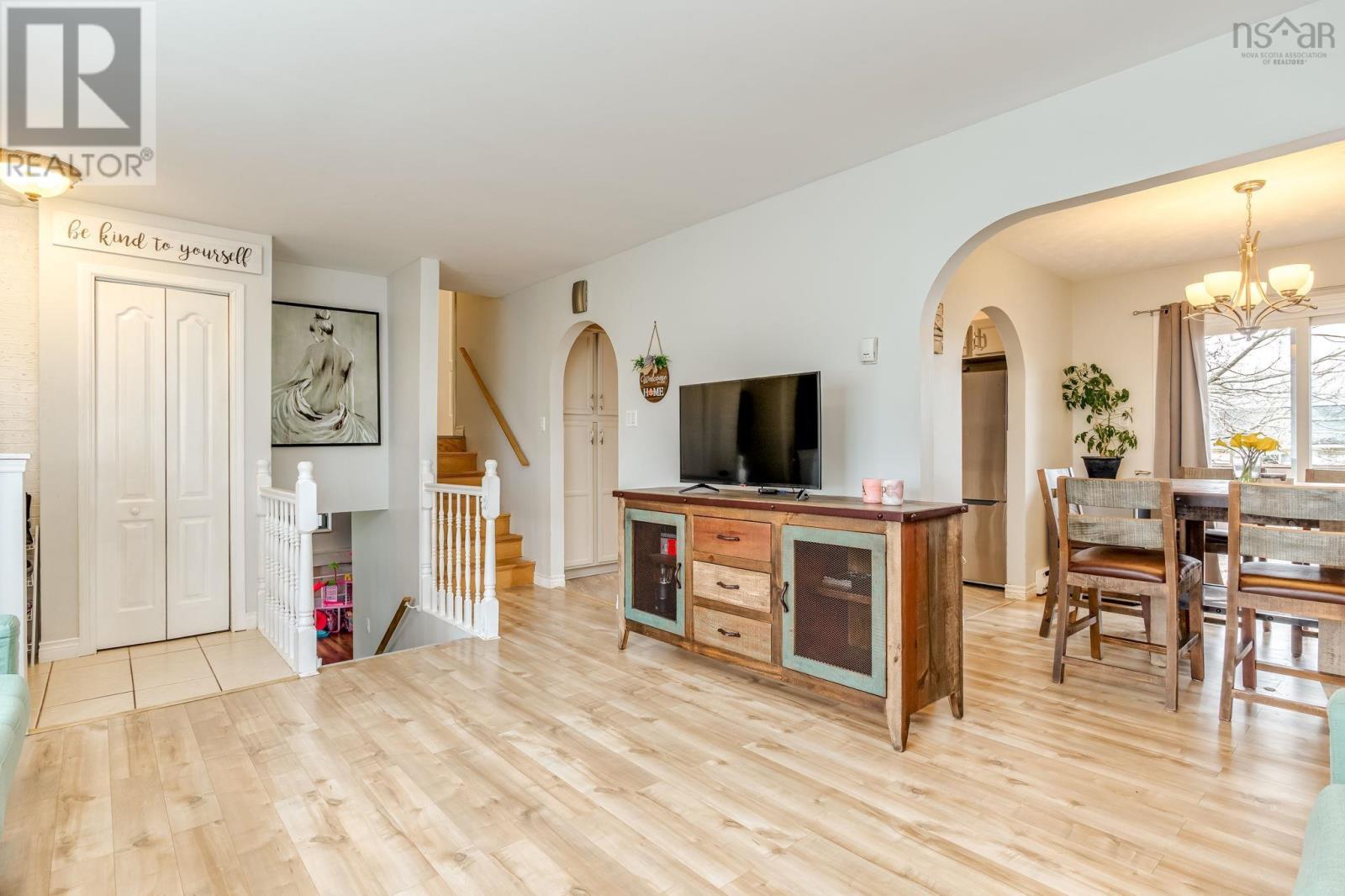 21 Wamphray Crescent, Dartmouth, Nova Scotia  B2W 5B4 - Photo 5 - 202527384