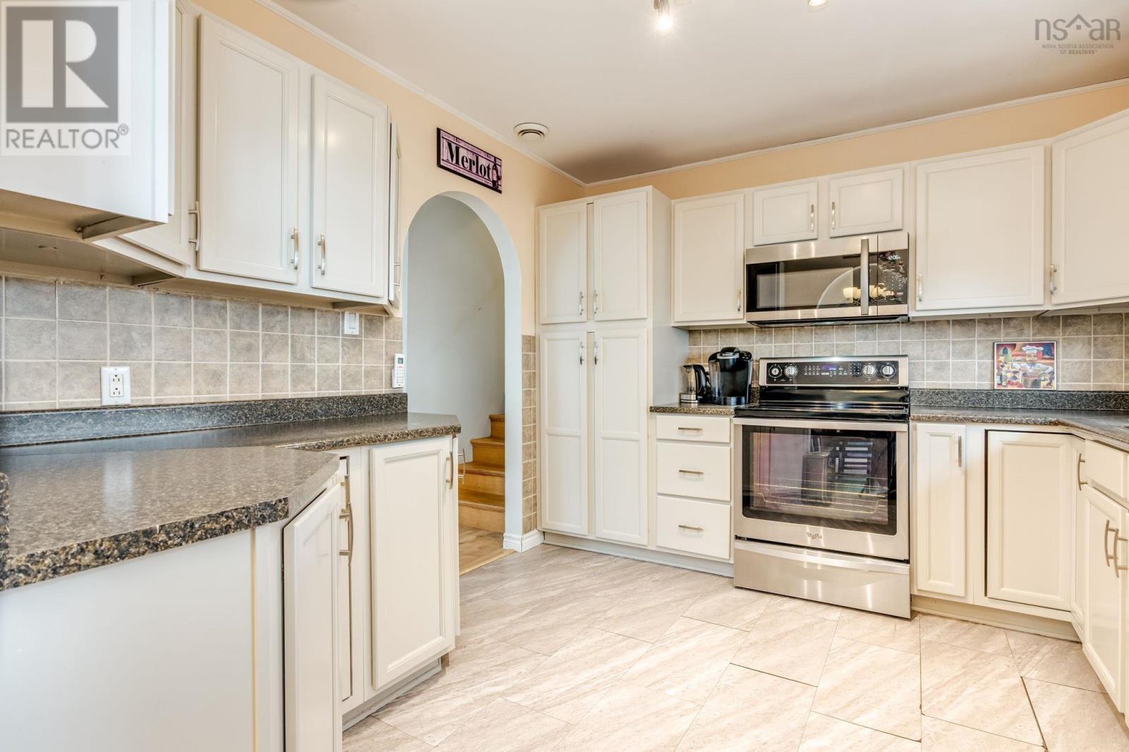 21 Wamphray Crescent, Dartmouth, Nova Scotia  B2W 5B4 - Photo 7 - 202527384