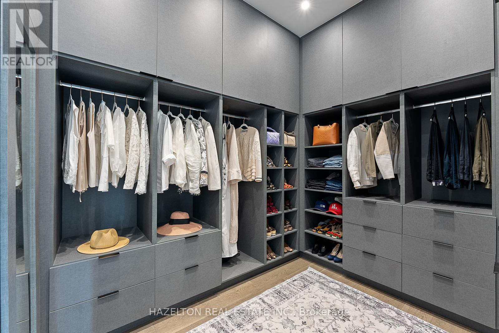 35 Worthington Crescent, Toronto, Ontario  M6S 3P5 - Photo 30 - W12428121