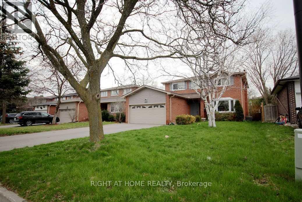 269 Manchester Drive, Newmarket, Ontario  L3Y 6J4 - Photo 2 - N12526482
