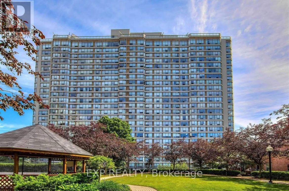 1003 - 55 Elm Drive W, Mississauga, Ontario  L5B 3Z3 - Photo 6 - W12526474