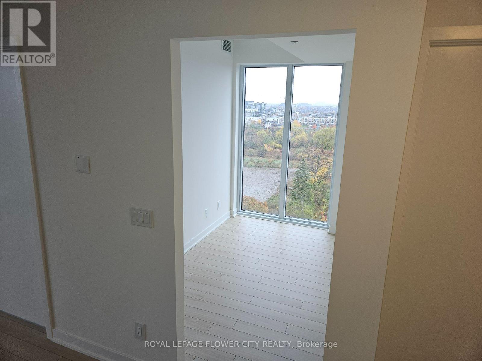 1008 - 3071 Trafalgar Road, Oakville, Ontario  L6H 8C6 - Photo 14 - W12526476