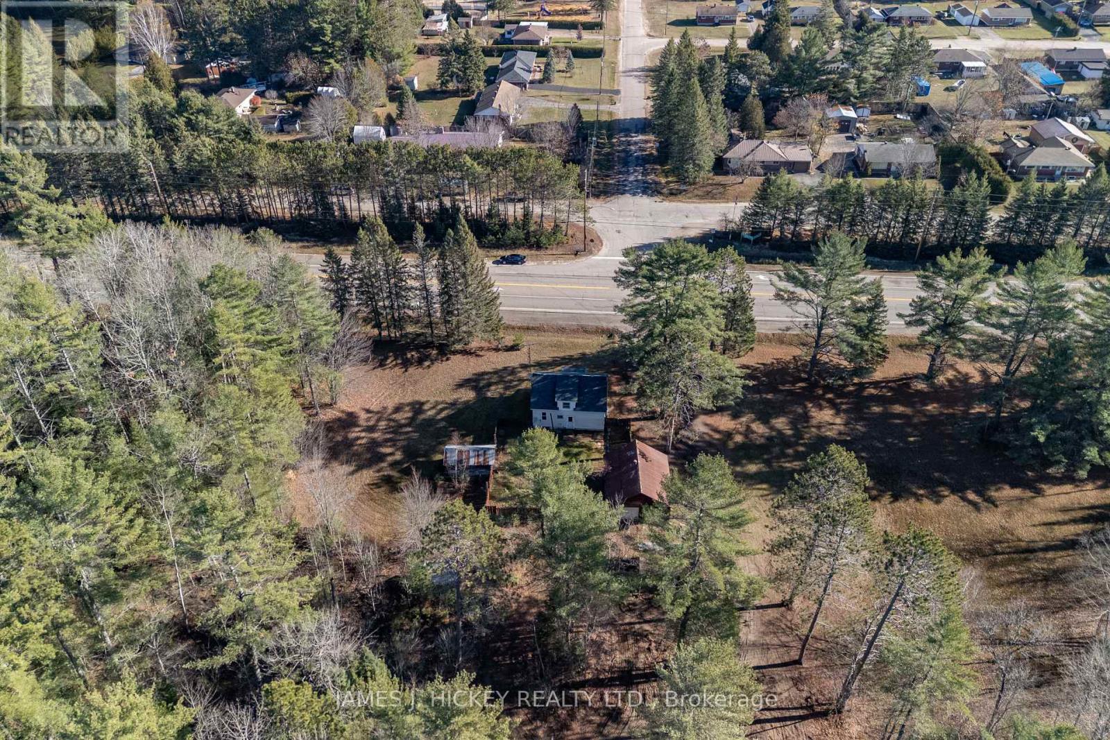 32359 Hwy 17 Highway, Laurentian Hills, Ontario K0J 1P0 - Photo 18 - X12524560