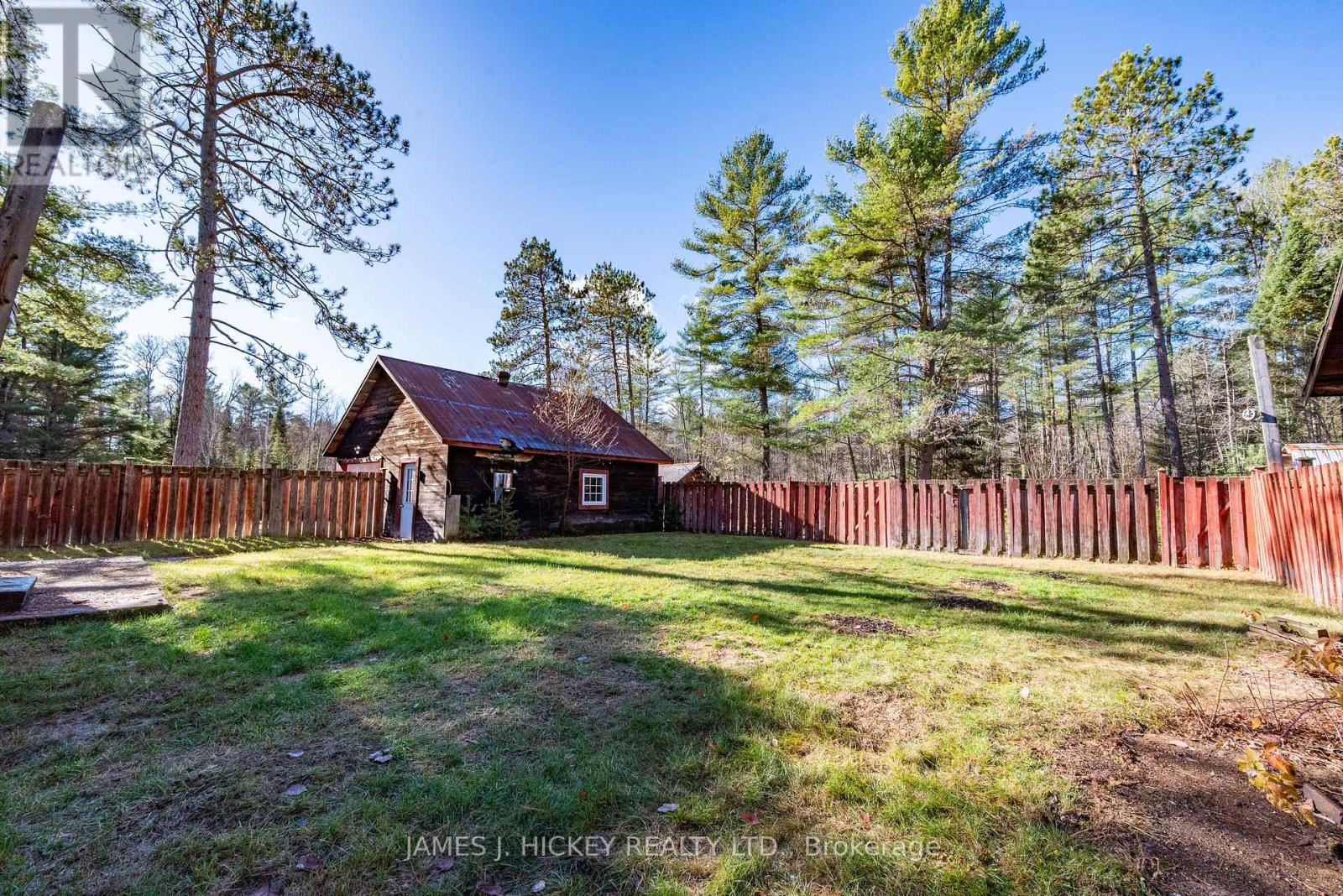 32359 Hwy 17 Highway, Laurentian Hills, Ontario K0J 1P0 - Photo 23 - X12524560