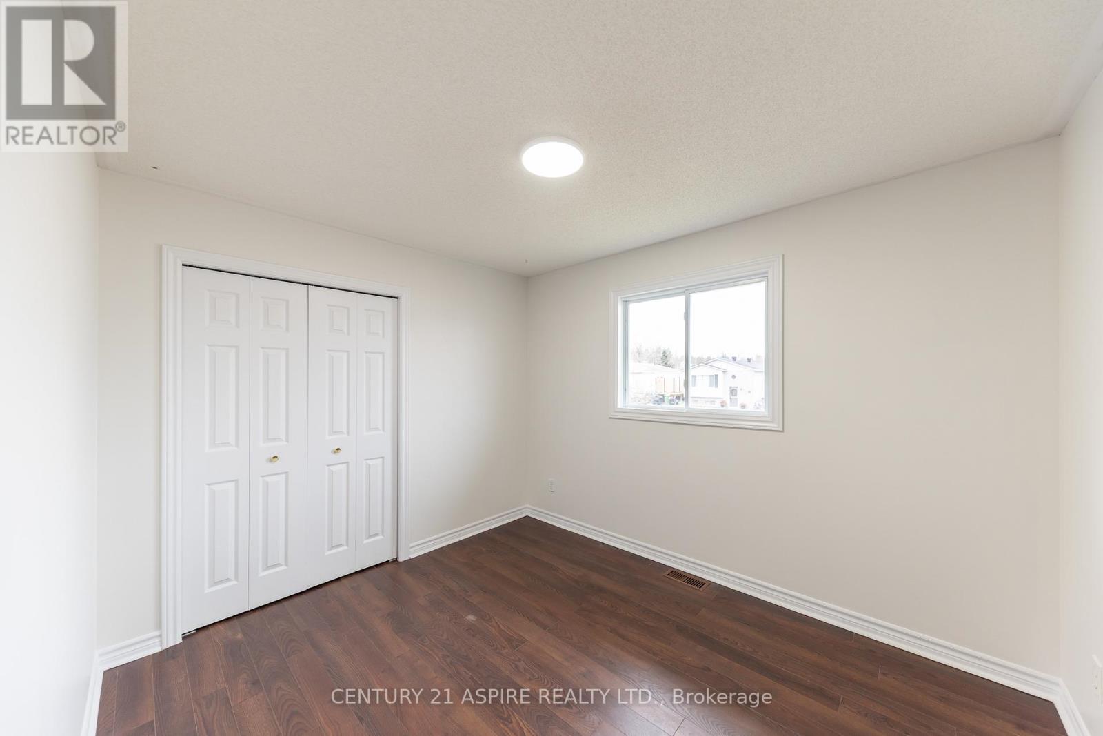 20 Briarwood Drive, Petawawa, Ontario K8H 3N8 - Photo 17 - X12526492