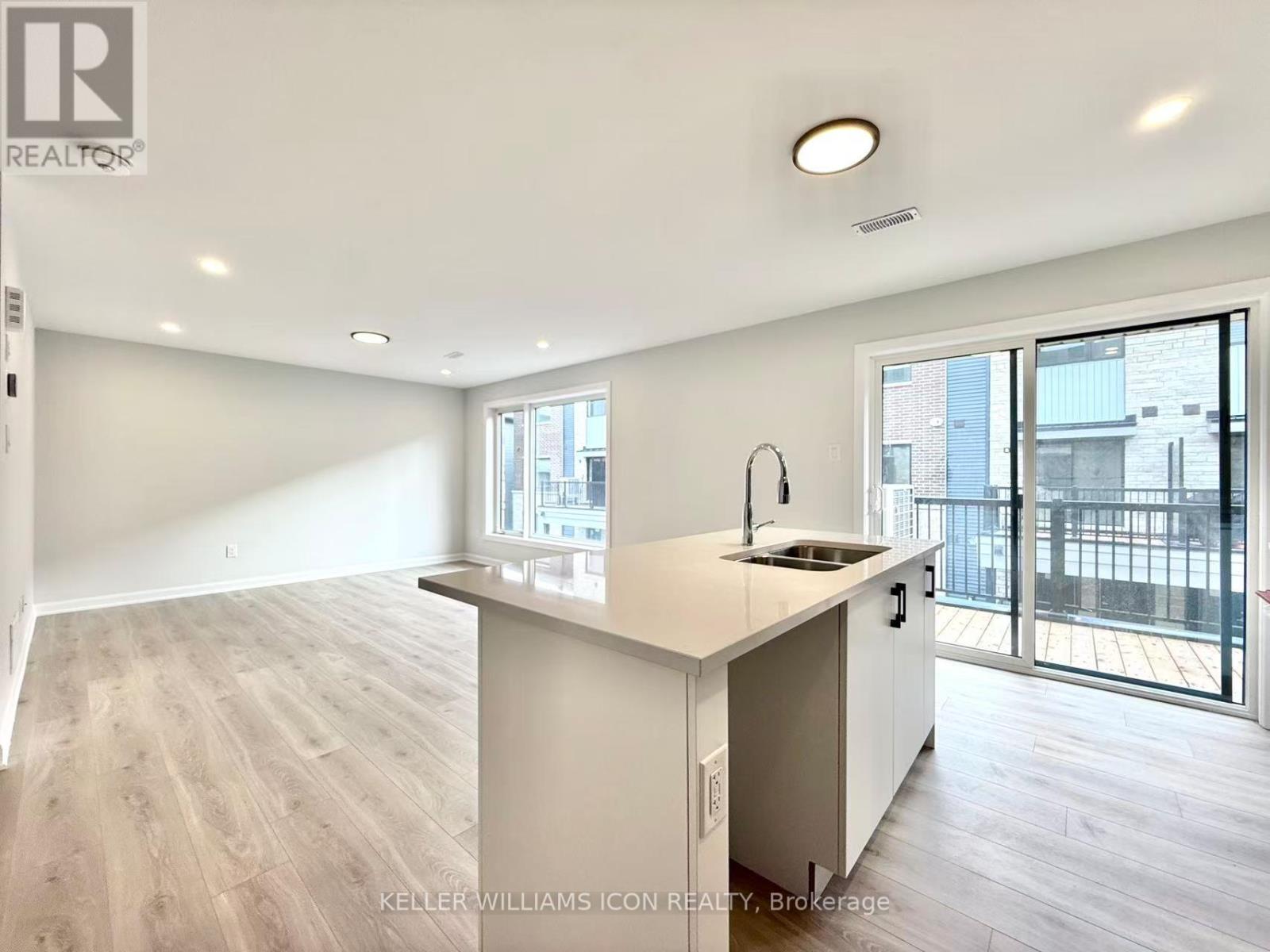 # 19 - 701 Glenroy Gilbert Drive, Ottawa, Ontario  K2J 7N8 - Photo 12 - X12526490