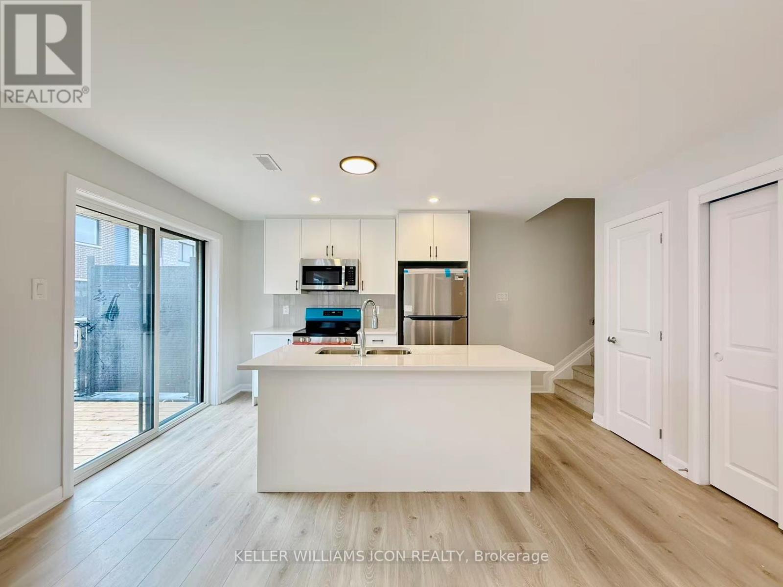 # 19 - 701 Glenroy Gilbert Drive, Ottawa, Ontario  K2J 7N8 - Photo 9 - X12526490