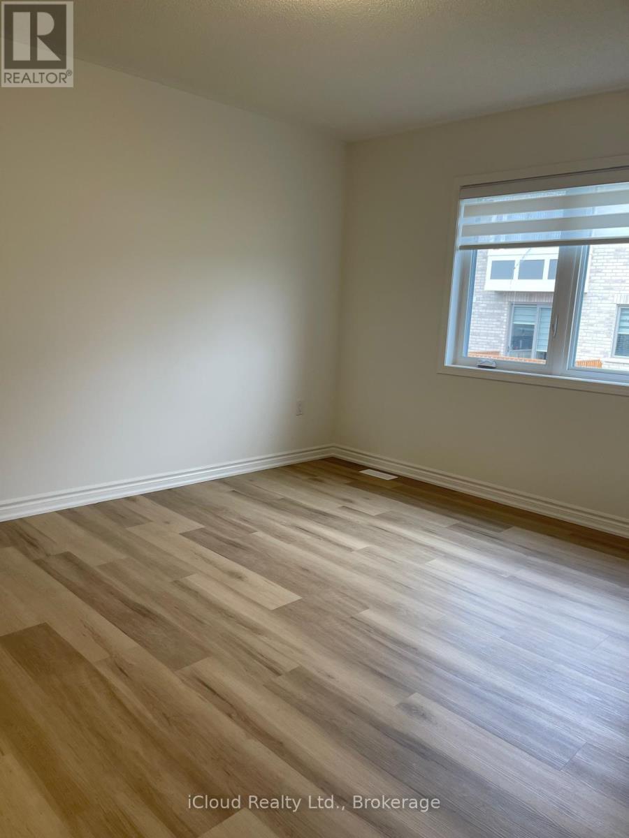 4 Vinewood Crescent, Barrie, Ontario  L2S 3W6 - Photo 22 - S12458503