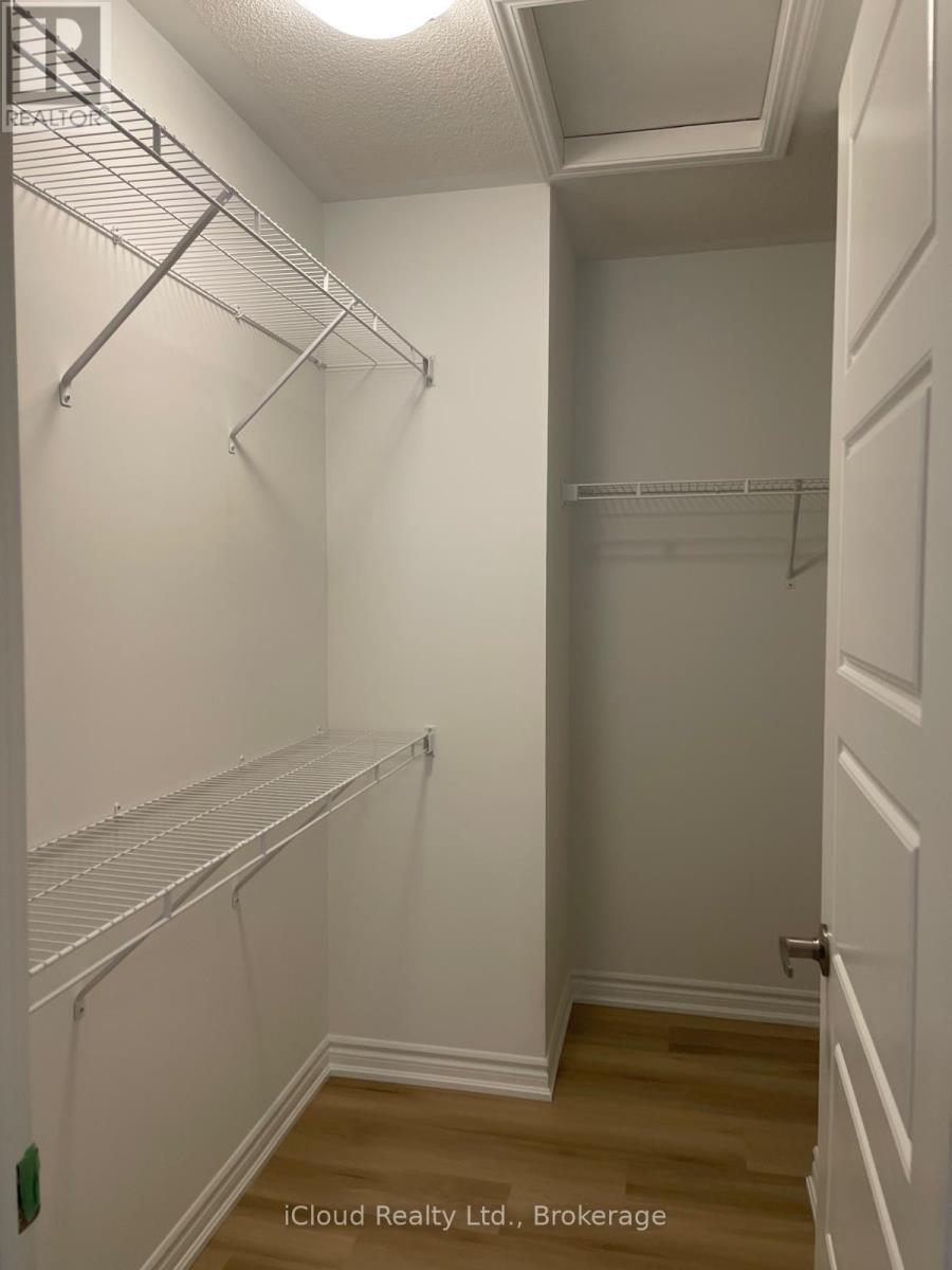 4 Vinewood Crescent, Barrie, Ontario  L2S 3W6 - Photo 17 - S12458503