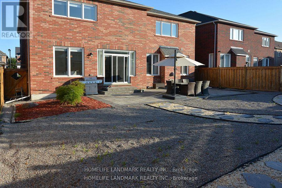 18 Wandering Glider Trail, Bradford West Gwillimbury, Ontario  L3Z 2A5 - Photo 16 - N12526500