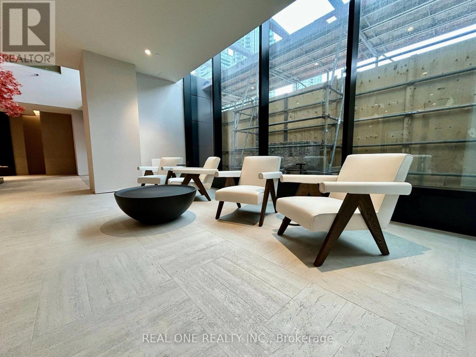 3811 - 4015 The Exchange, Mississauga, Ontario  L5B 0N9 - Photo 3 - W12526498