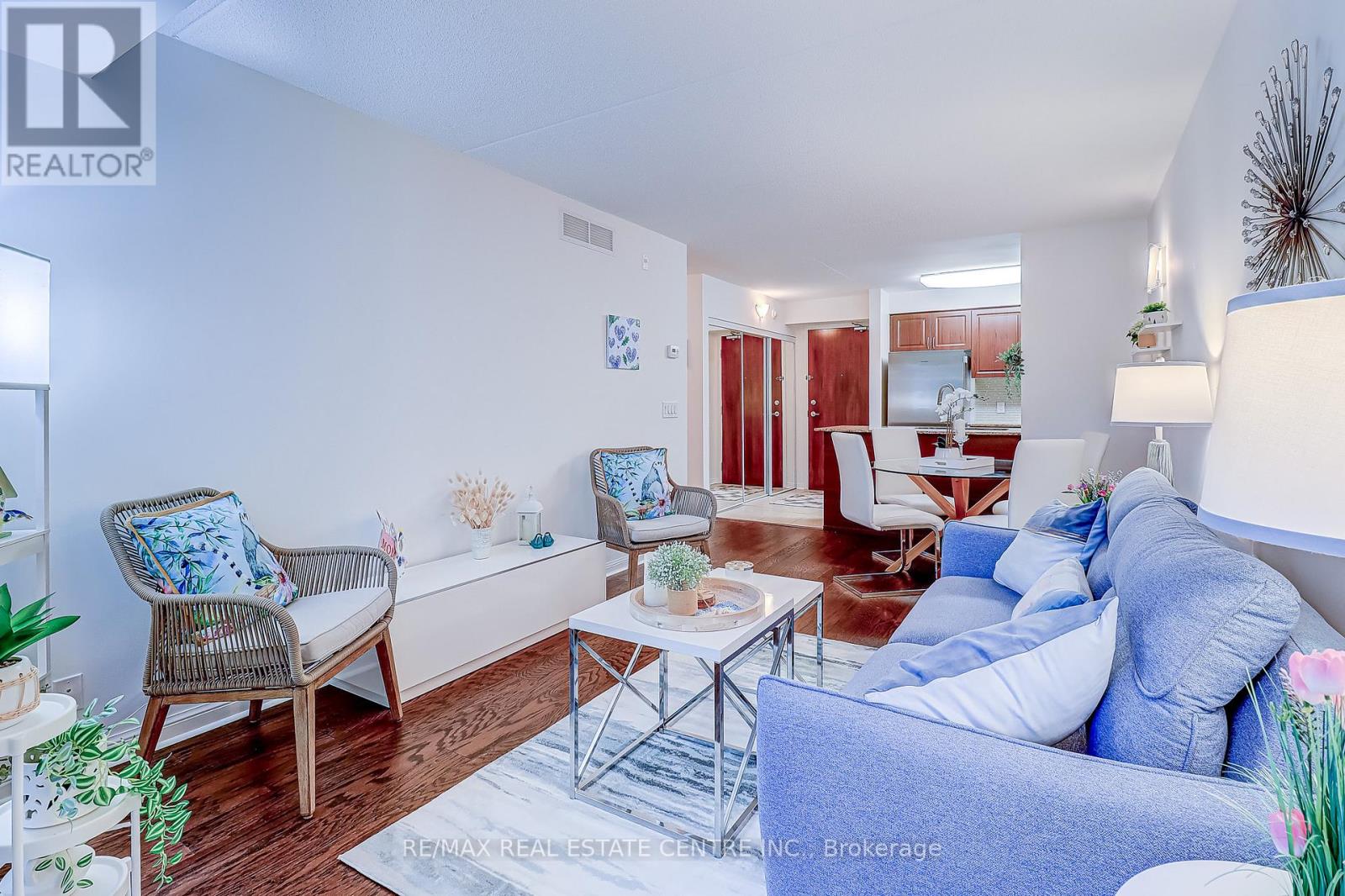 216 - 50 Via Rosedale Way, Brampton, Ontario  L6R 3Z7 - Photo 12 - W12526382