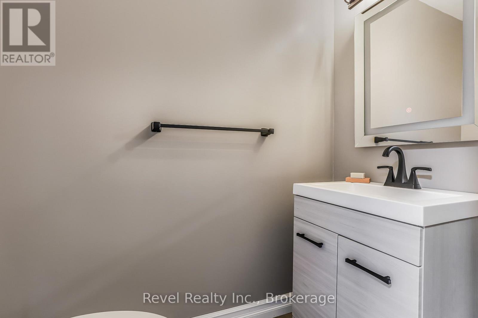 786 8th Street E, Owen Sound, Ontario  N4K 1L9 - Photo 27 - X12371080