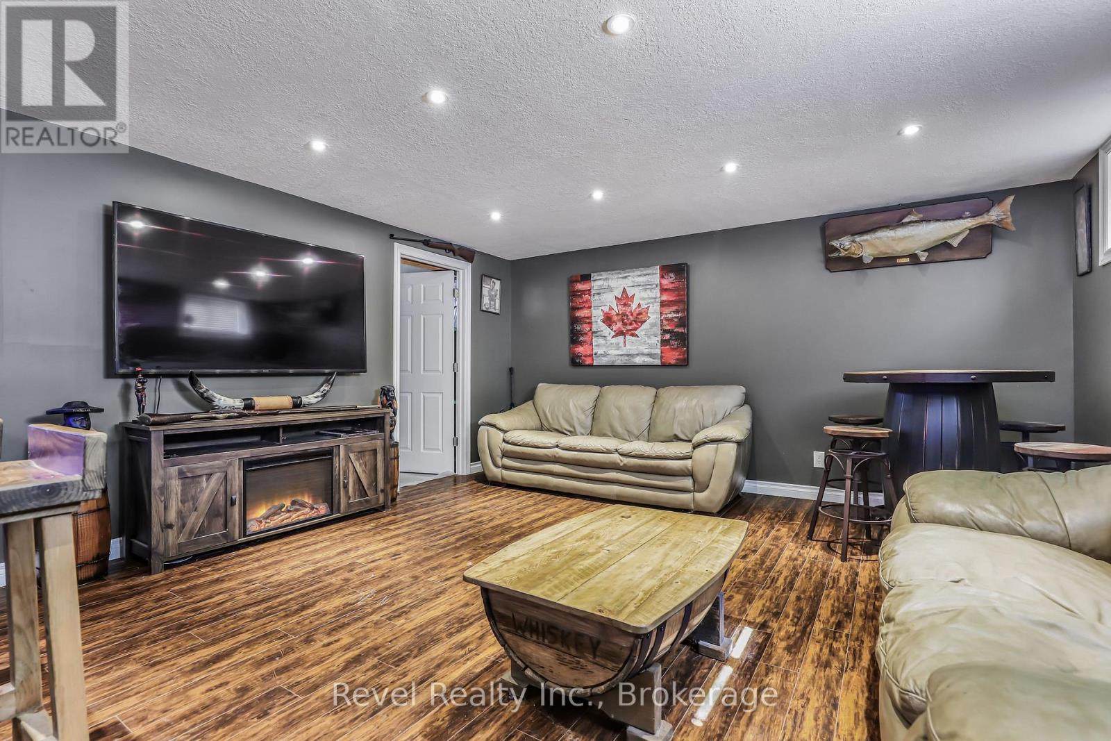 786 8th Street E, Owen Sound, Ontario  N4K 1L9 - Photo 31 - X12371080