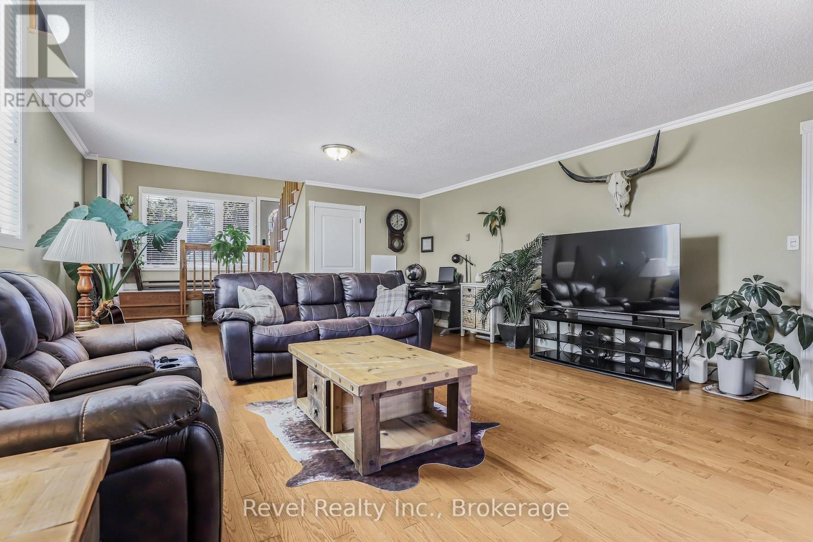 786 8th Street E, Owen Sound, Ontario  N4K 1L9 - Photo 6 - X12371080