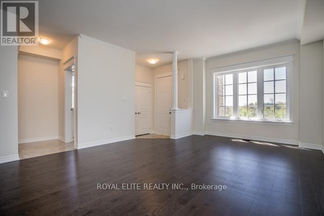 24 Sundew Lane, Richmond Hill, Ontario  L4E 1C3 - Photo 6 - N12501066