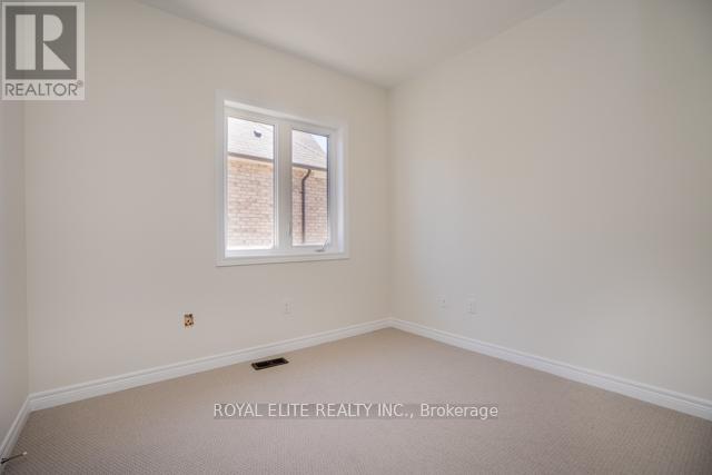 24 Sundew Lane, Richmond Hill, Ontario  L4E 1C3 - Photo 19 - N12501066