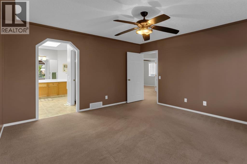 26 Springbank Rise Sw, Calgary, Alberta  T3H 4J6 - Photo 19 - A2266992