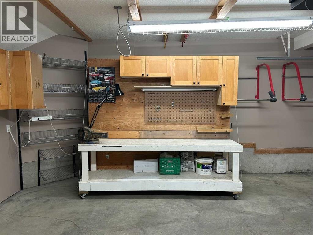 26 Springbank Rise Sw, Calgary, Alberta  T3H 4J6 - Photo 41 - A2266992