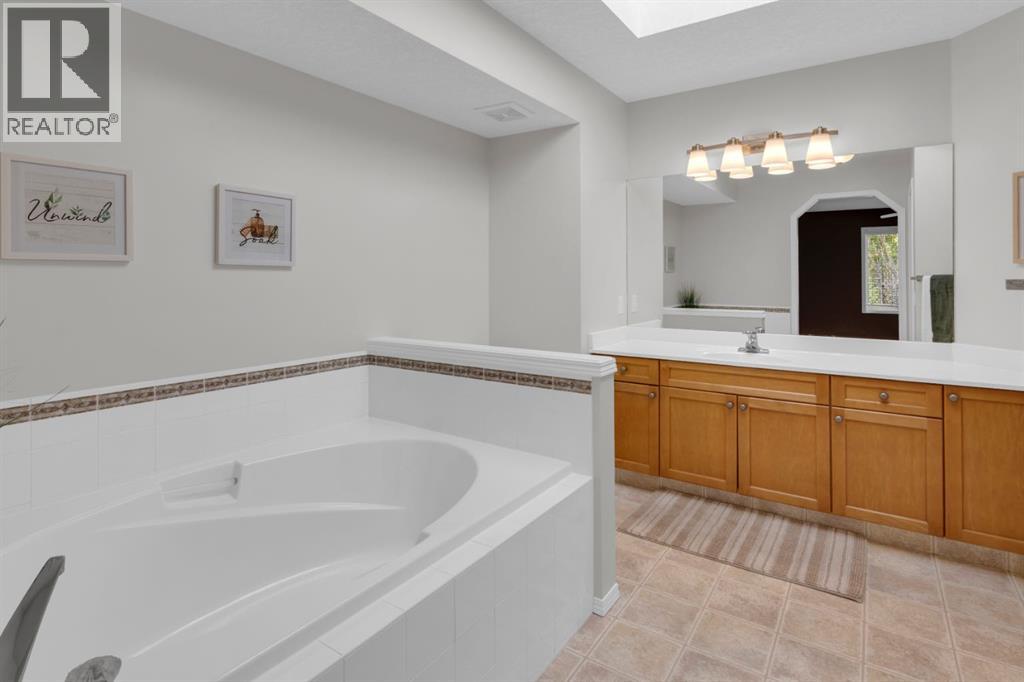 26 Springbank Rise Sw, Calgary, Alberta  T3H 4J6 - Photo 21 - A2266992