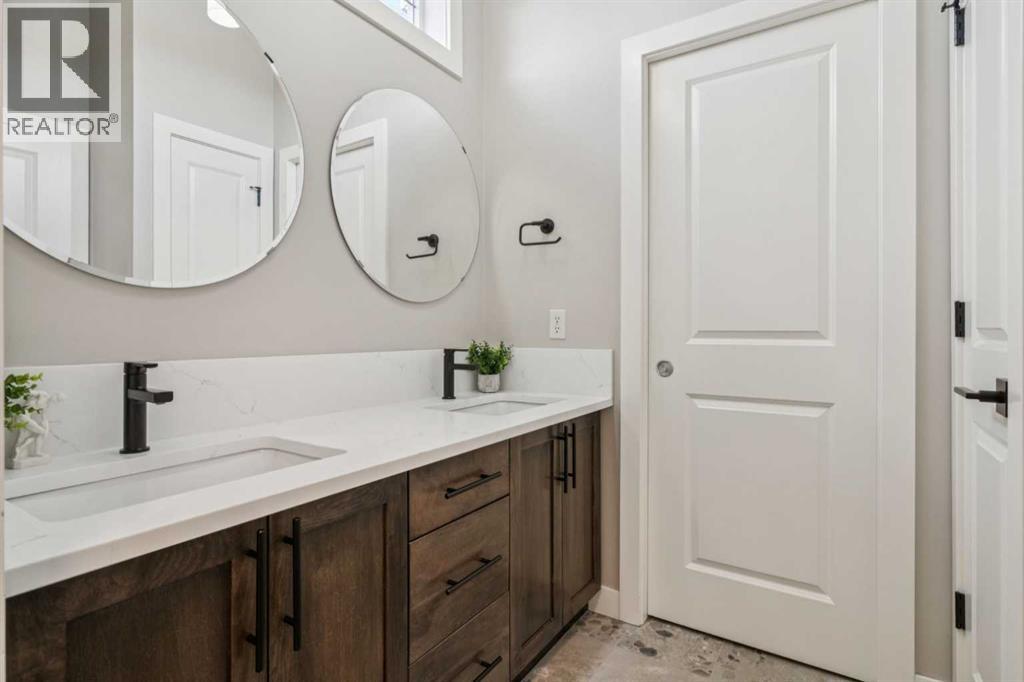 424 Montclair Place, Cochrane Lake, Alberta  T4C 0A8 - Photo 22 - A2267564