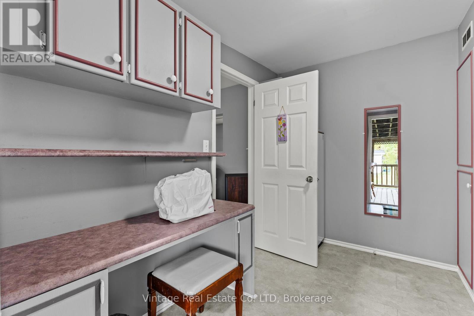 190 Thorold Road, Welland, Ontario  L3C 3V7 - Photo 22 - X12526526