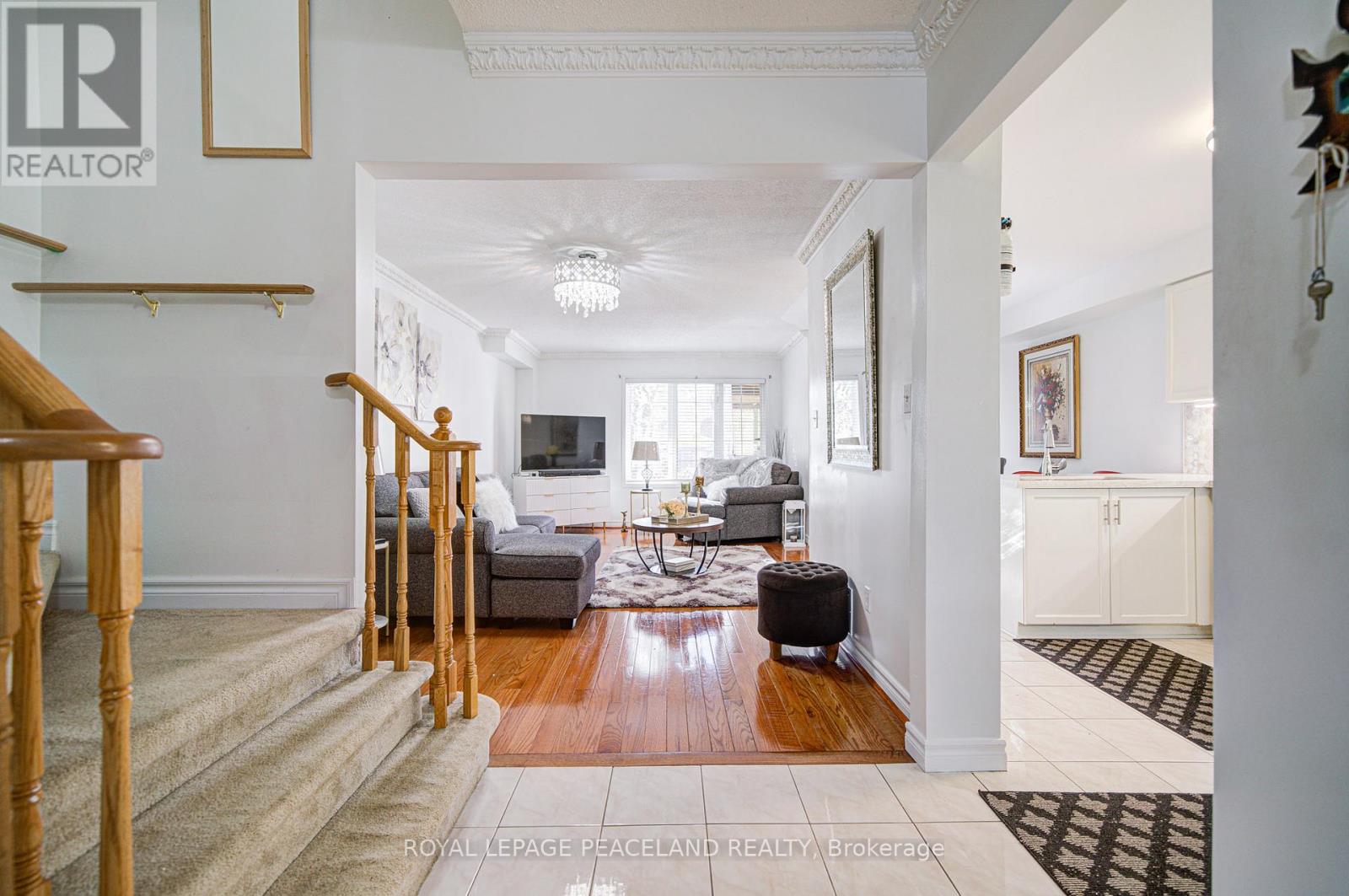 14 Oglevie Drive, Whitby (Pringle Creek), Ontario  L1R 2Y4 - Photo 9 - E12467362