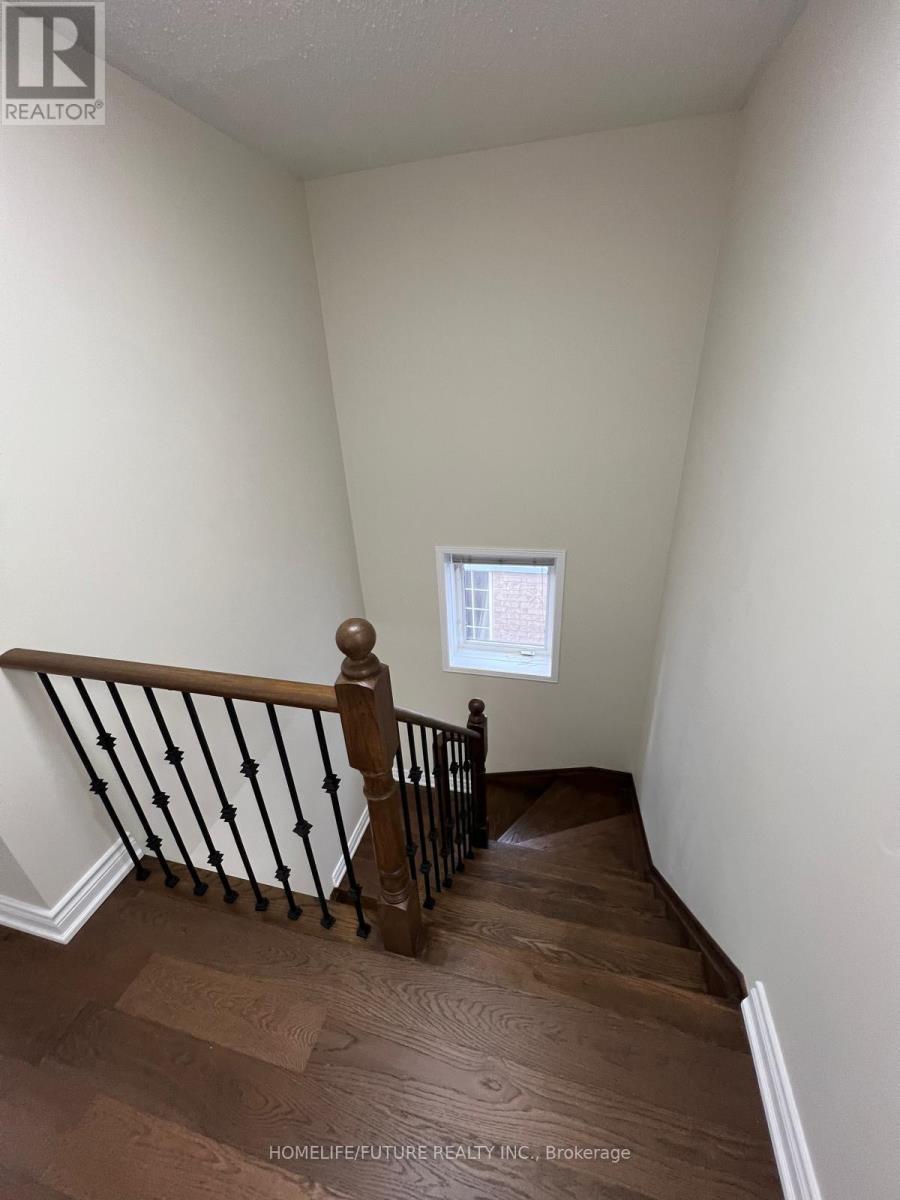 921 Taggart Crescent, Oshawa, Ontario L1K 0E4 - Photo 7 - E12526088