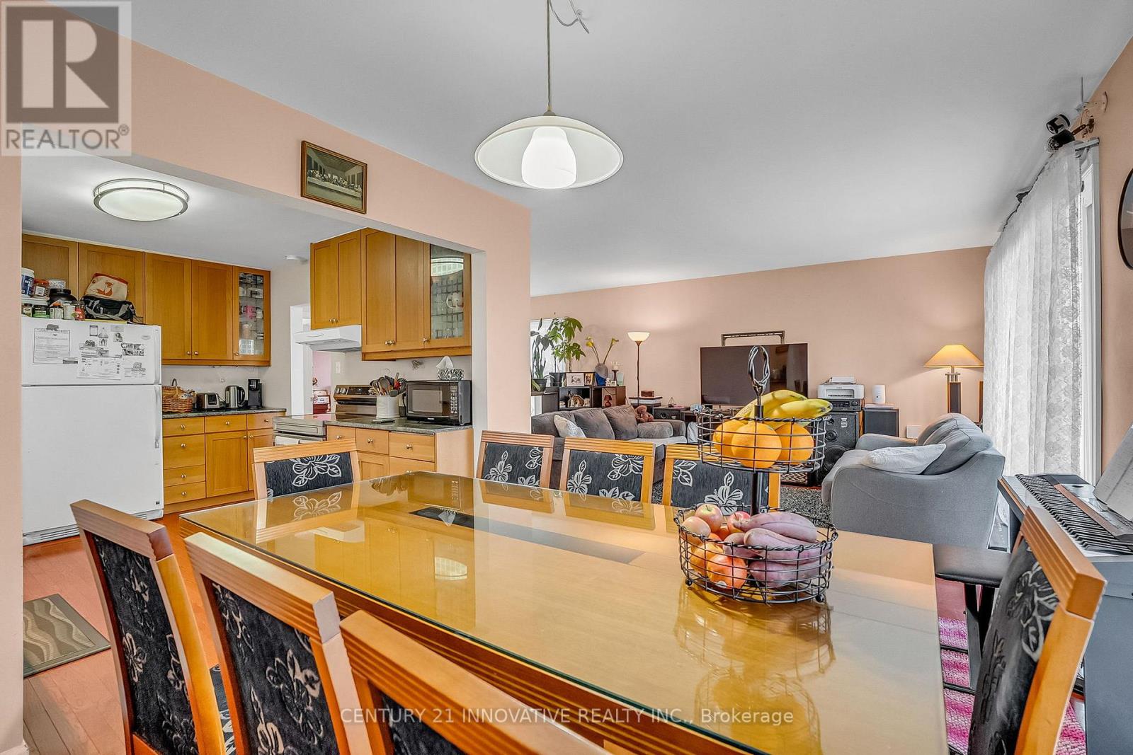 4 Hallow Crescent, Toronto, Ontario  M9W 2V9 - Photo 11 - W12521260