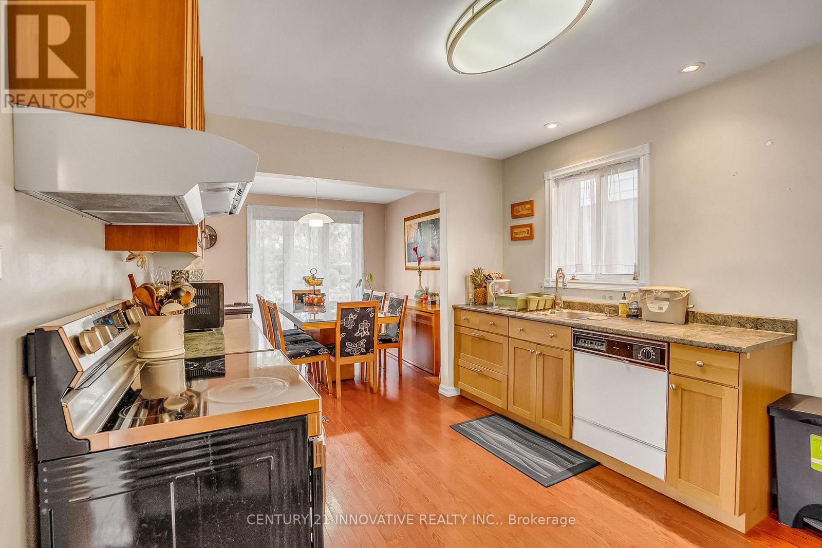 4 Hallow Crescent, Toronto, Ontario  M9W 2V9 - Photo 13 - W12521260