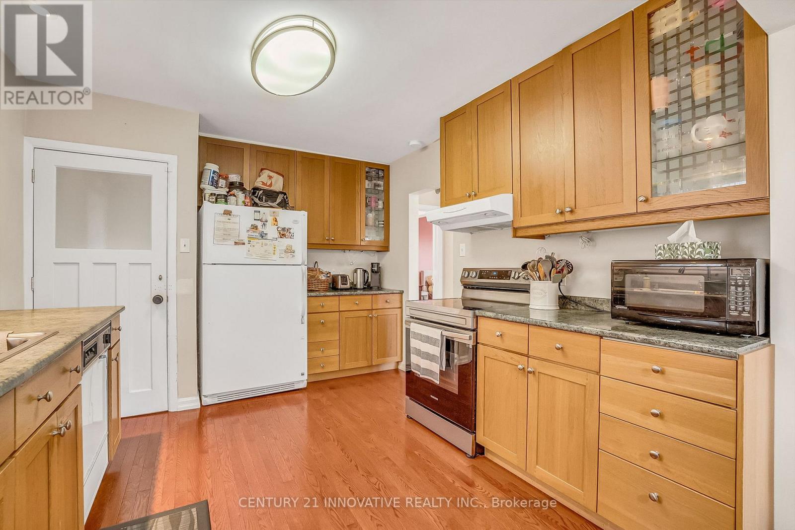 4 Hallow Crescent, Toronto, Ontario  M9W 2V9 - Photo 15 - W12521260